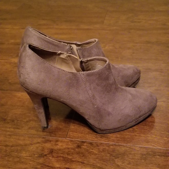 boots - Picture 4 of 4